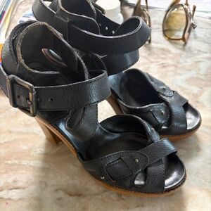 Chloe size 37 - 7 black leather sandals